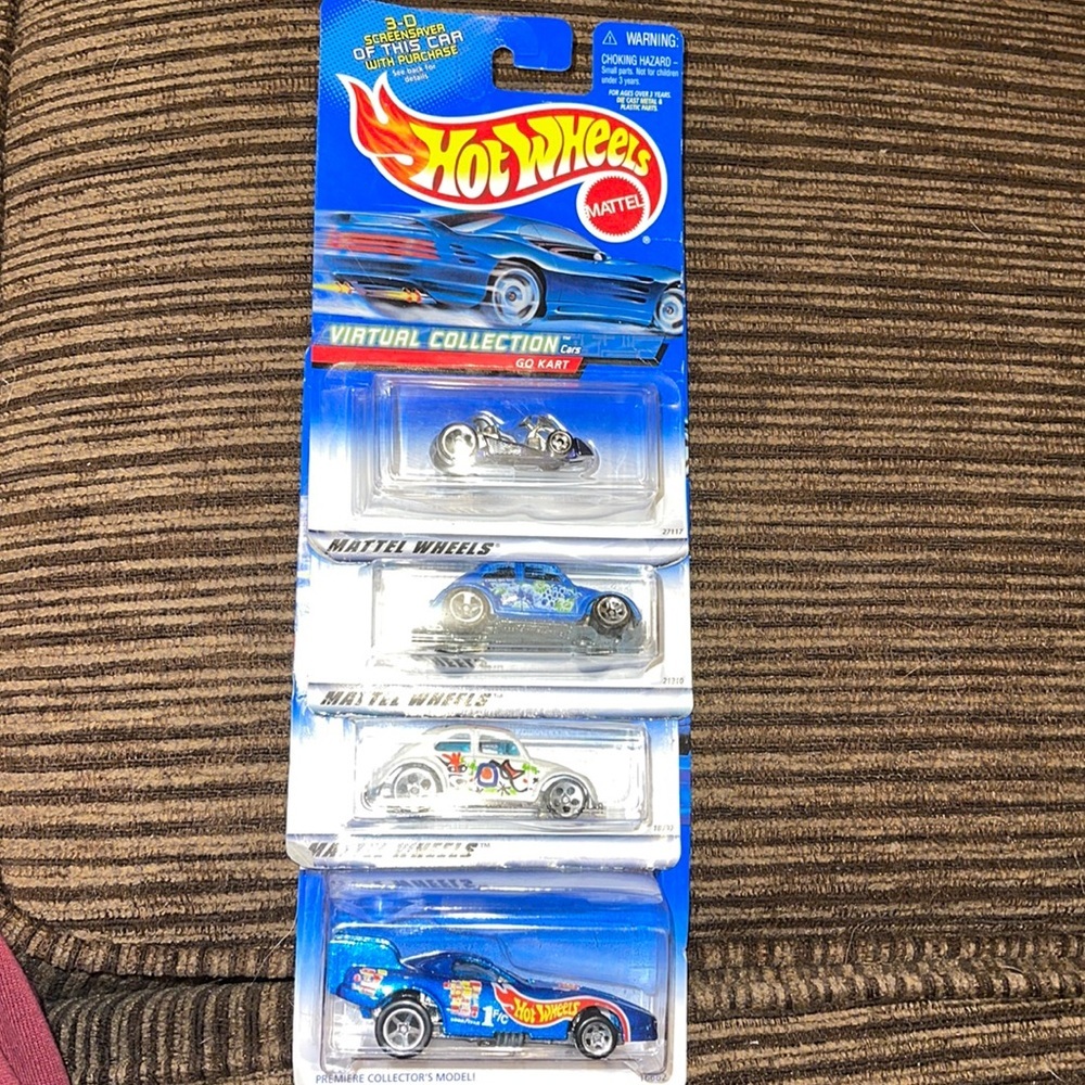 Bundle of 4 vintage hot wheels